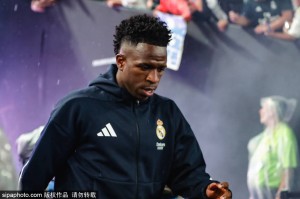 C罗的点拨助维尼修斯成为皇马新领袖