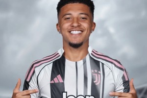 曝桑乔终愿降薪转会，曼联与尤文视频通话谈判！但穆帅并无意争夺